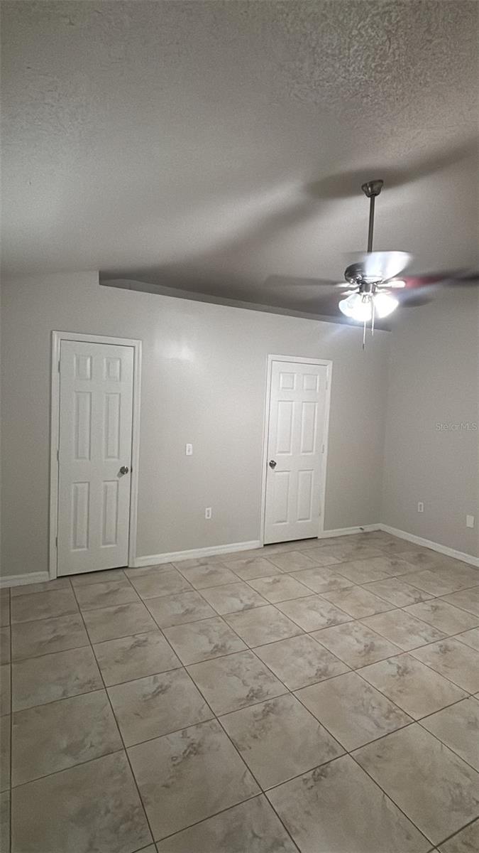 333 Kingfish Dr Property Photo 2