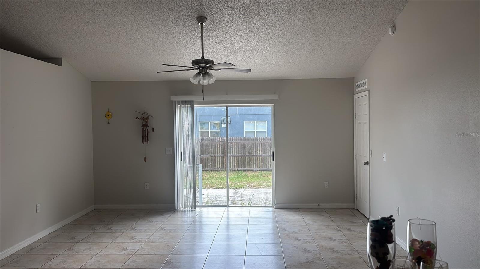 333 Kingfish Dr Property Photo 5
