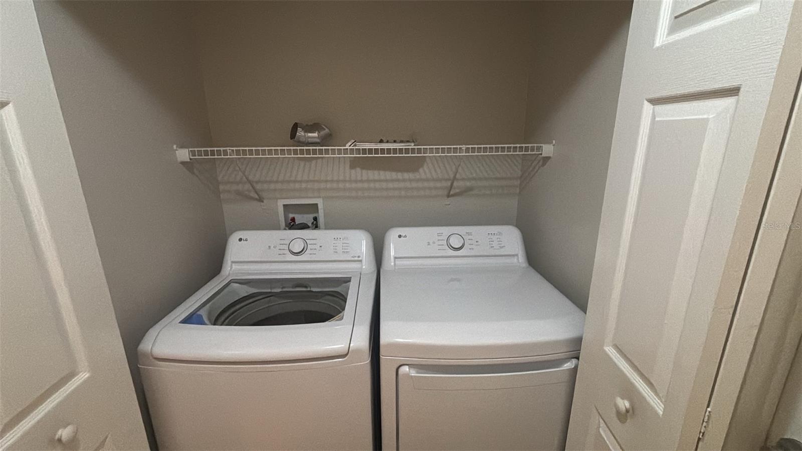 333 Kingfish Dr Property Photo 7