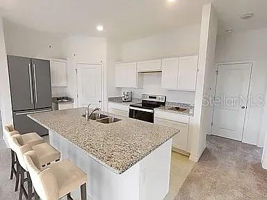488 Conway Ave Property Photo 3