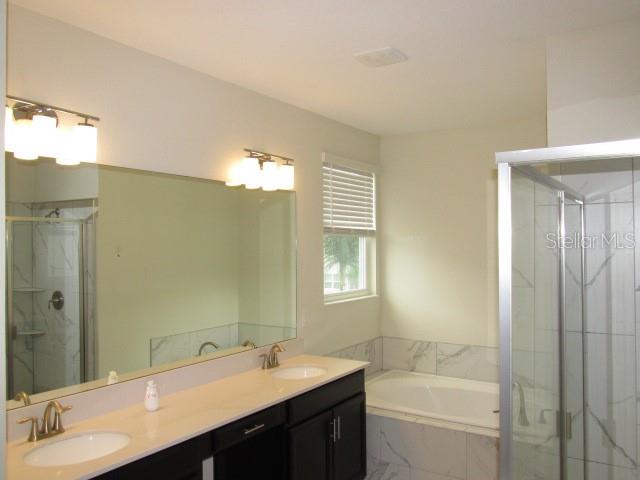 8982 Cabot Cliffs Dr Property Photo 6