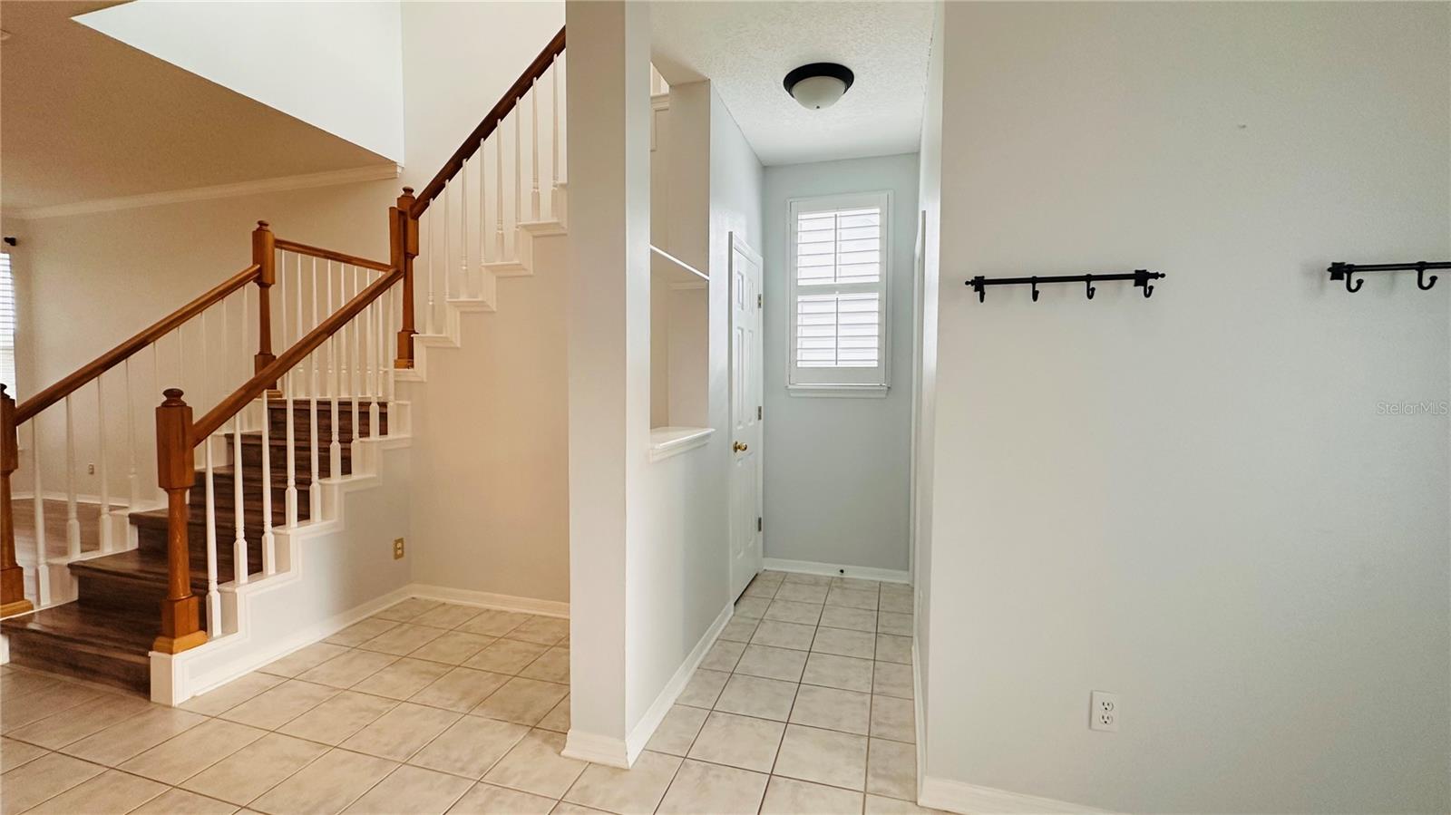 622 Wisteria Ln Property Photo 4