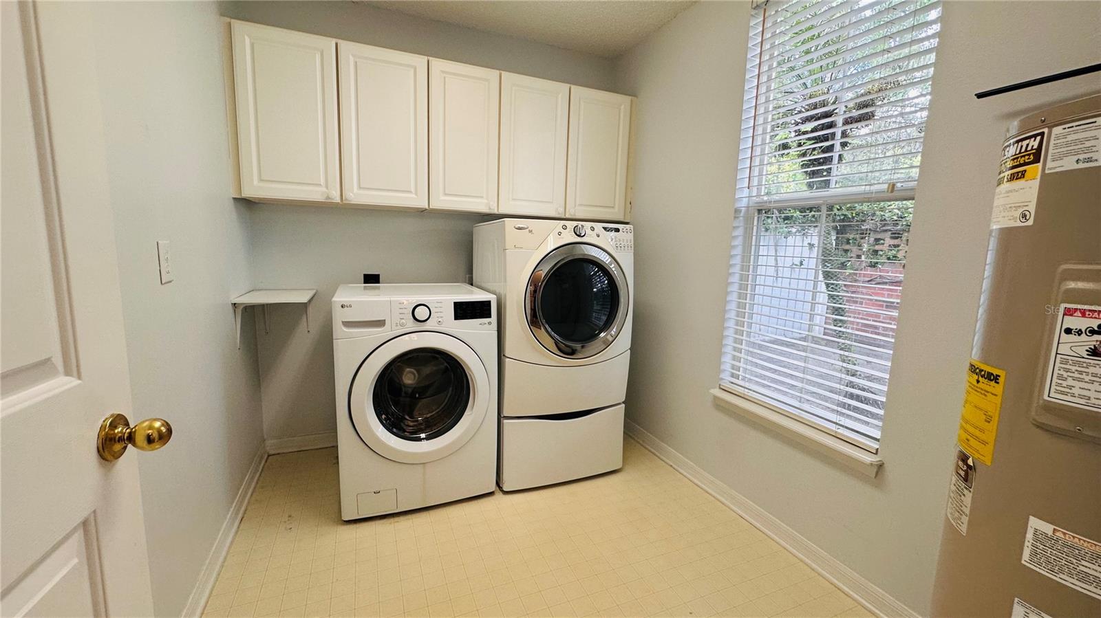 622 Wisteria Ln Property Photo 16