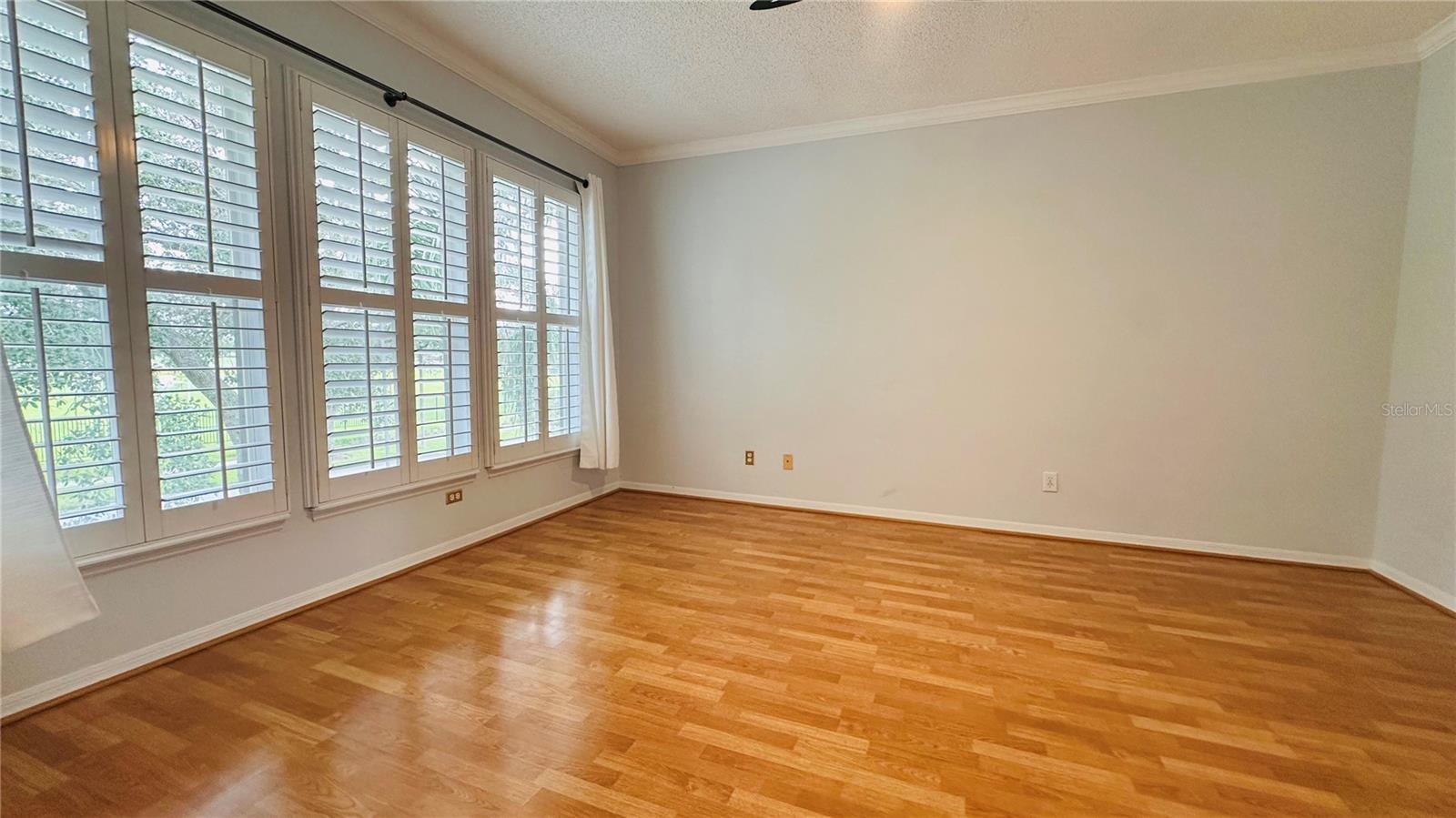 622 Wisteria Ln Property Photo 33