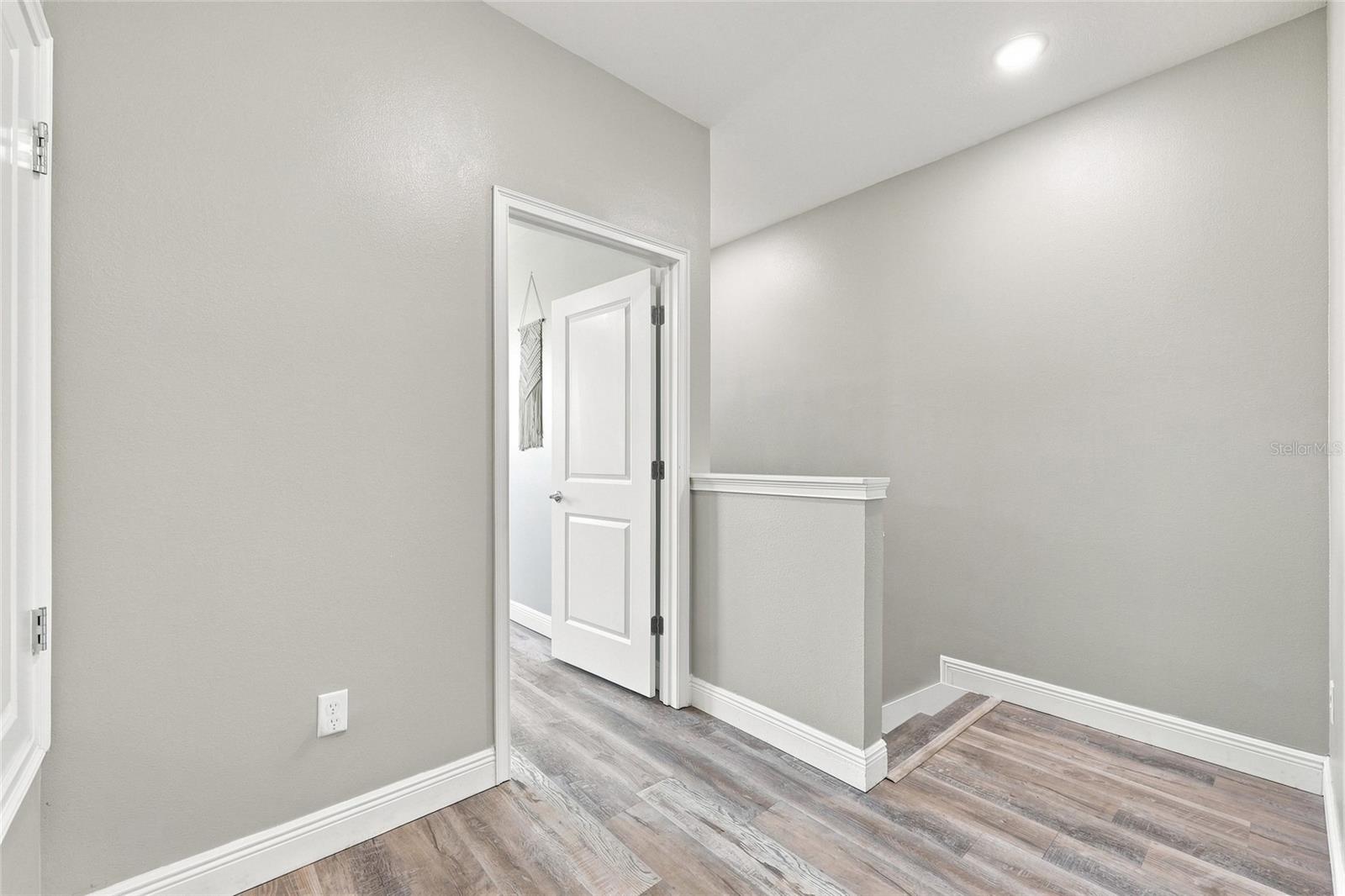 3919 Knotty Pine St Property Photo 16
