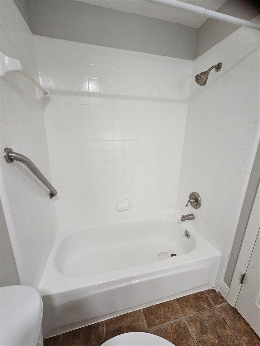 2510 King Oak Cir Property Photo 24