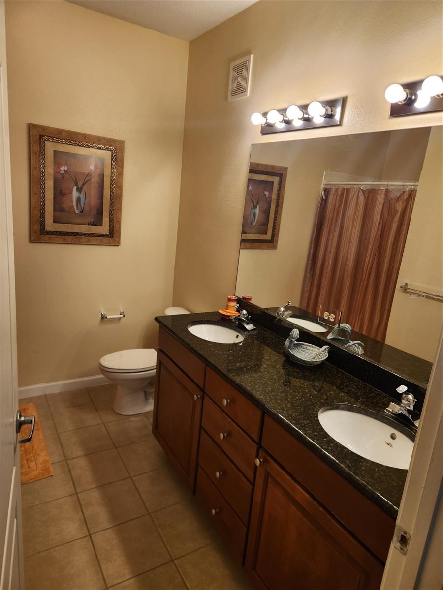5257 Cane Island Loop #302 Property Photo 15