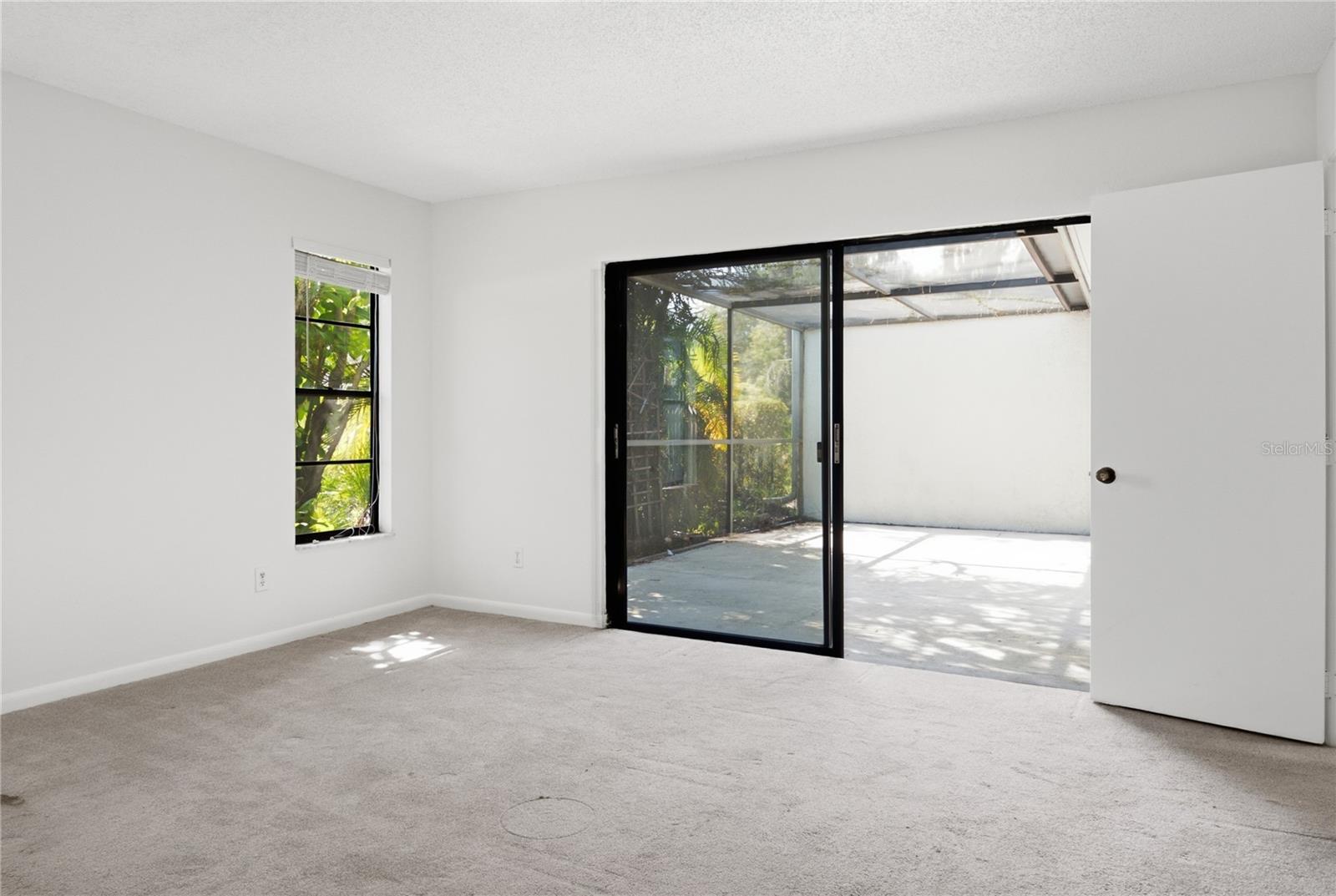 135 Pinewinds Blvd Property Photo 32