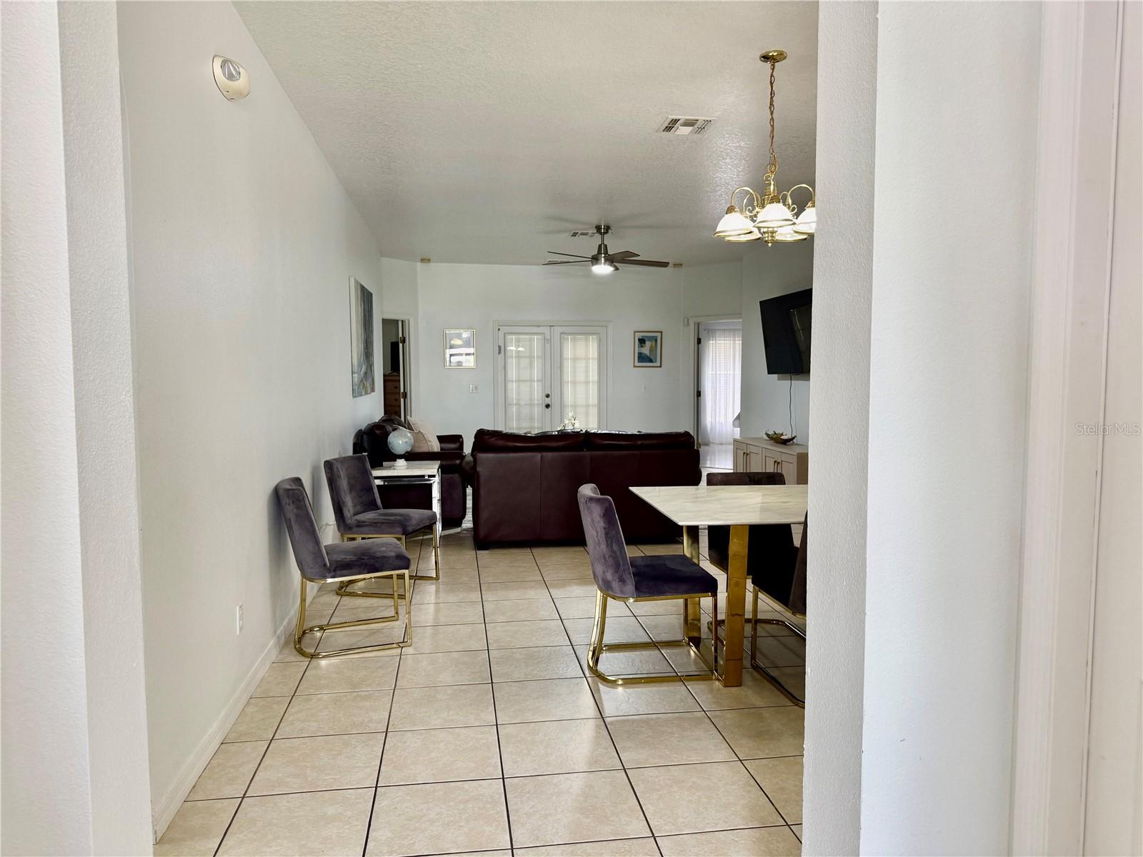 255 Magical Way Property Photo 4