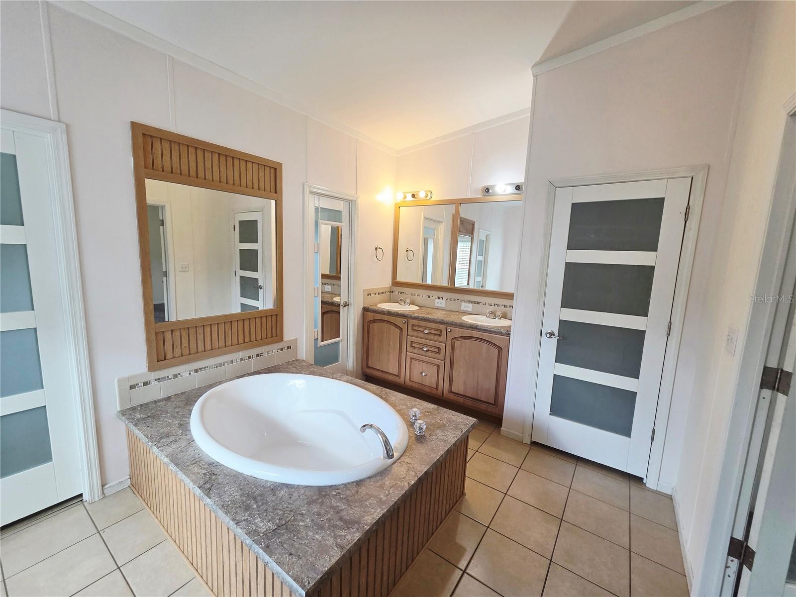 6607 Ivy Mist Ln Property Photo 17