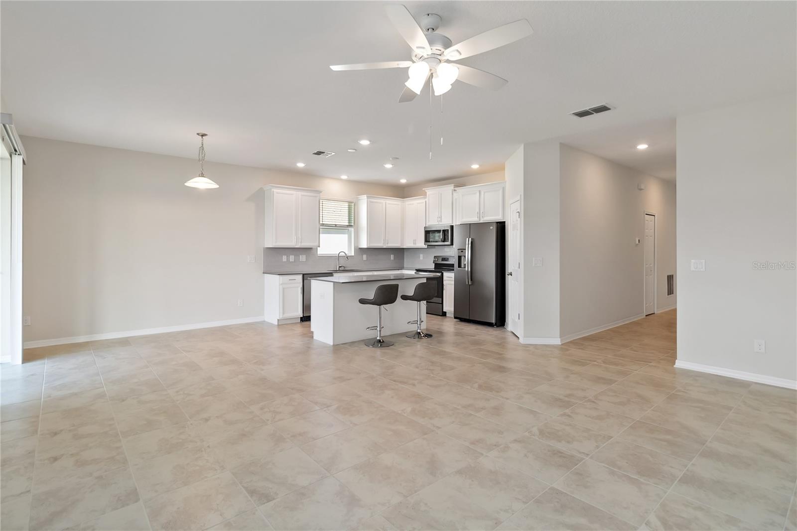 1651 Chatsworth Cir Property Photo 7
