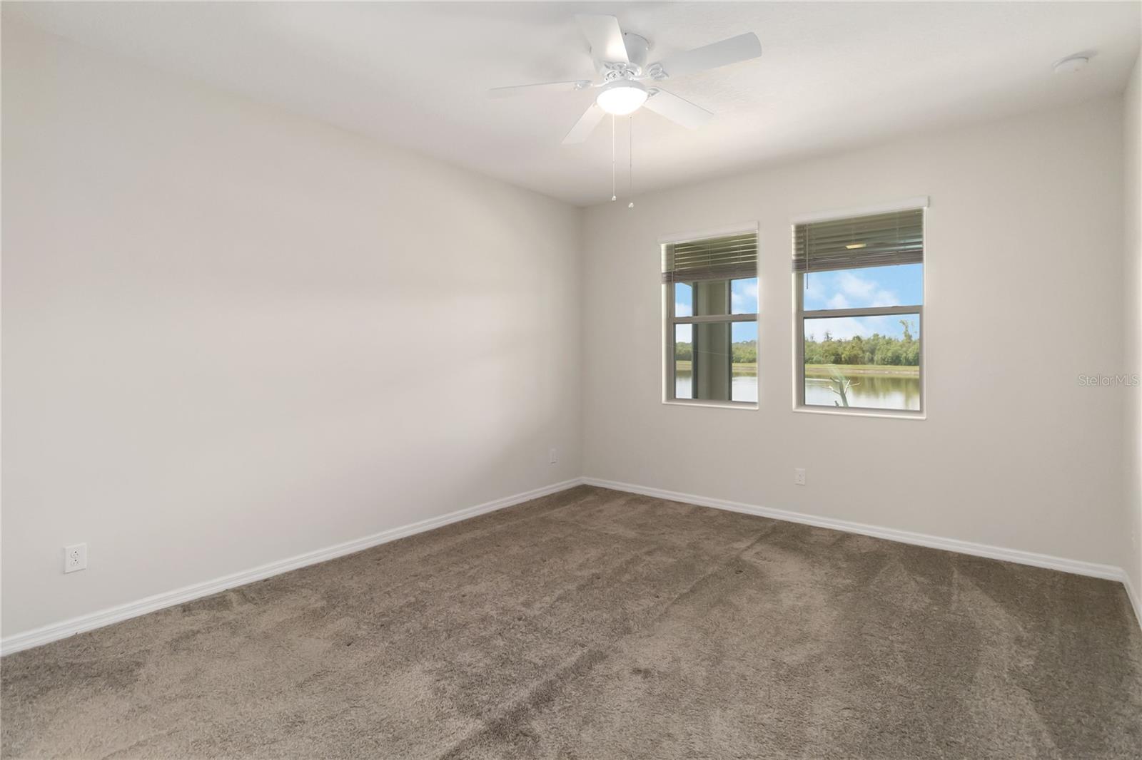 1651 Chatsworth Cir Property Photo 12