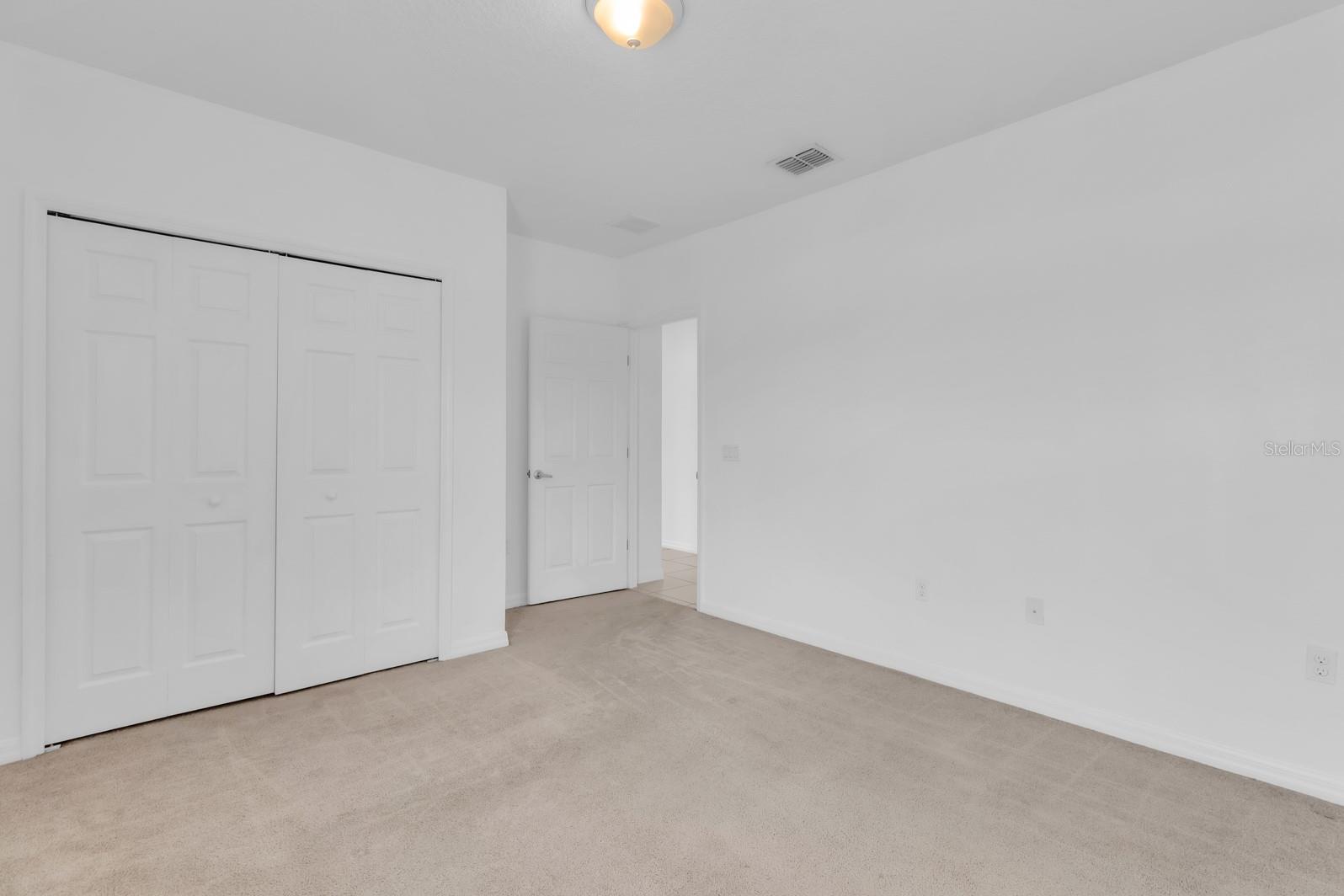 3851 Gulf Shore Cir Property Photo 11