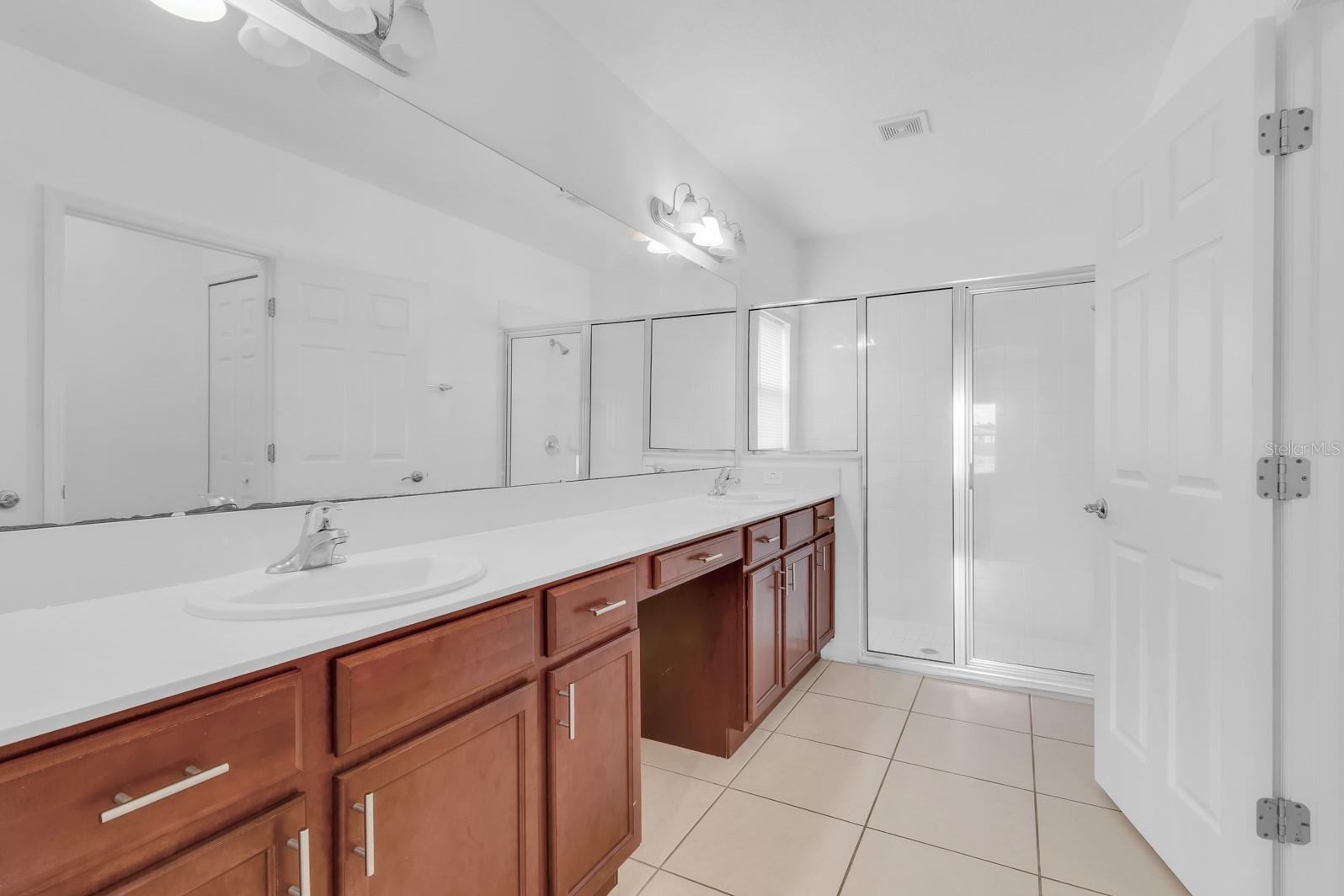 3851 Gulf Shore Cir Property Photo 20
