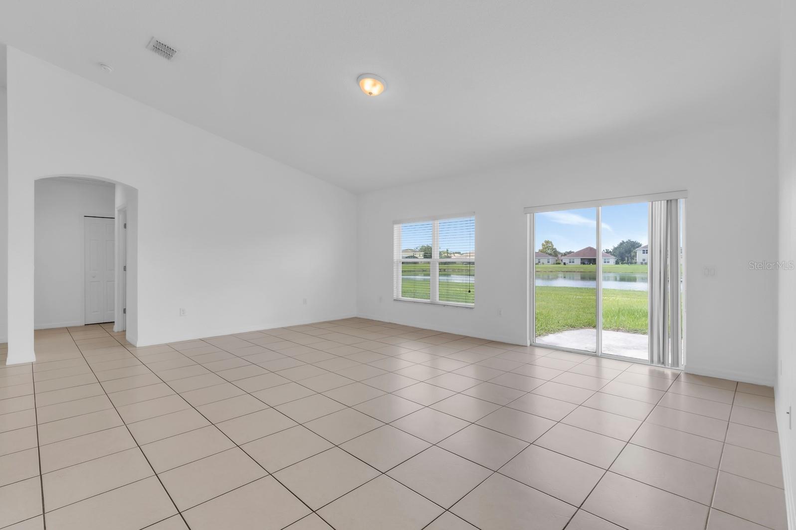 3851 Gulf Shore Cir Property Photo 22