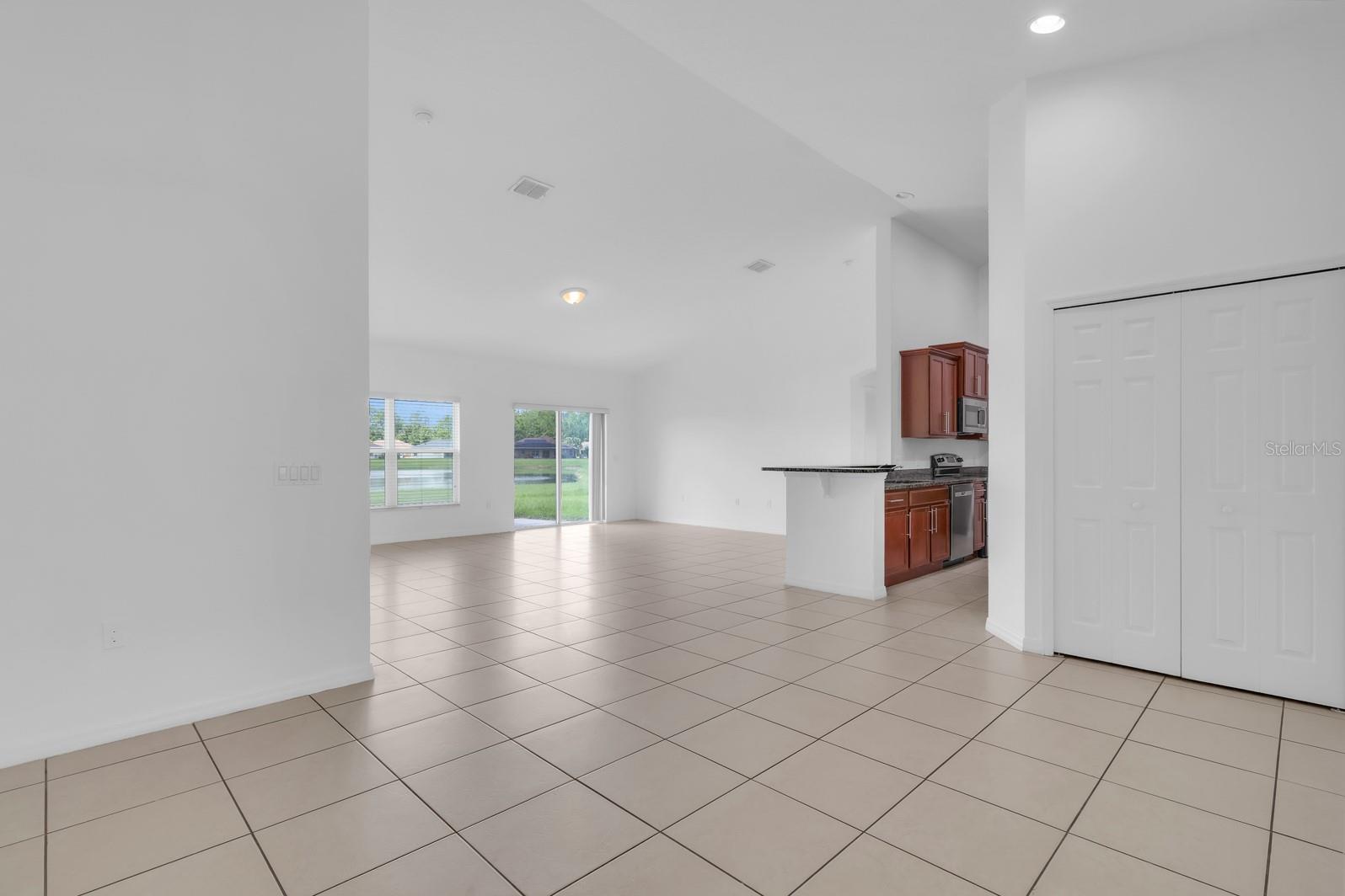 3851 Gulf Shore Cir Property Photo 27