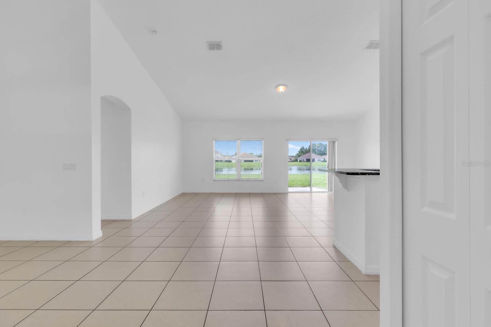 3851 Gulf Shore Cir Property Photo 28