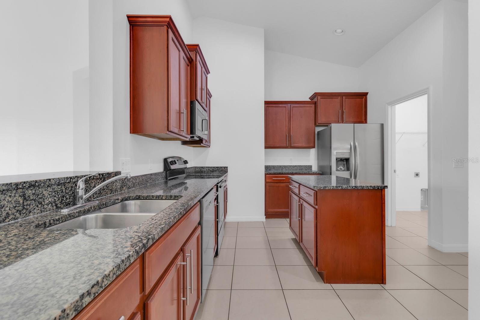 3851 Gulf Shore Cir Property Photo 30