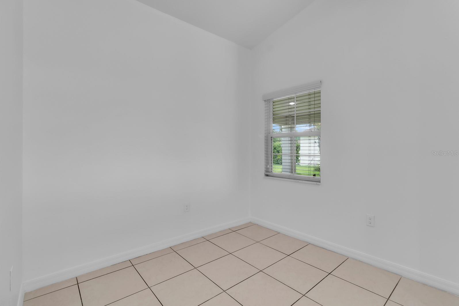 3851 Gulf Shore Cir Property Photo 32