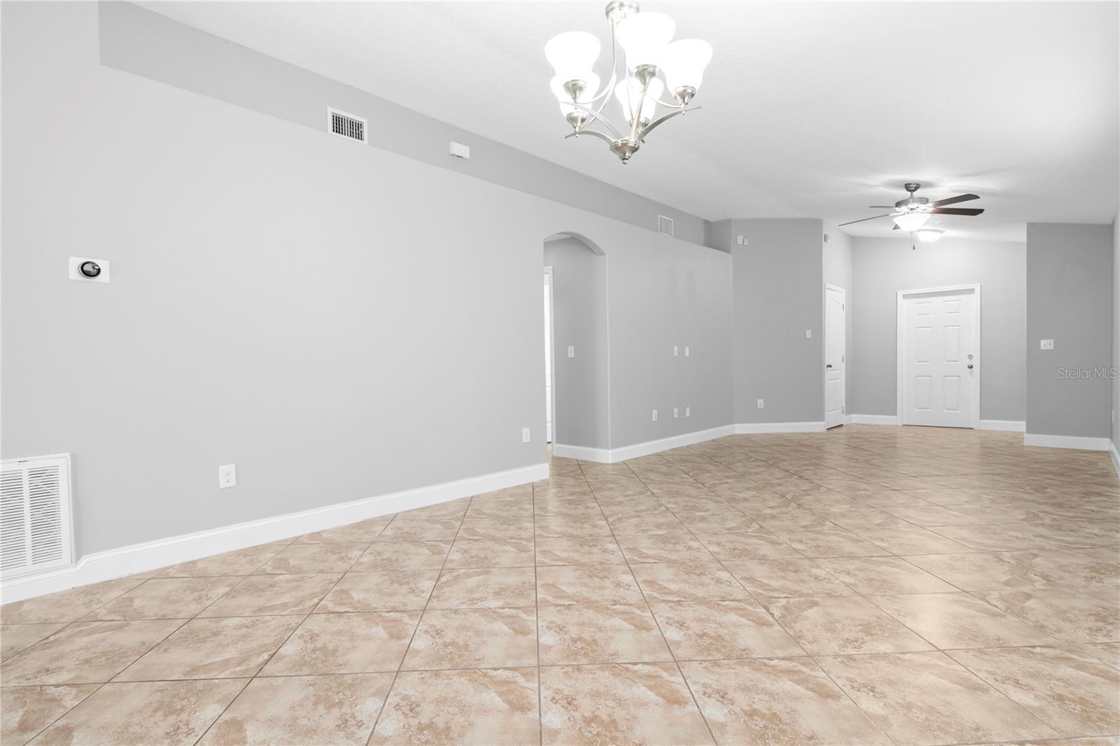 15407 Lost Creek Ln Property Photo 9