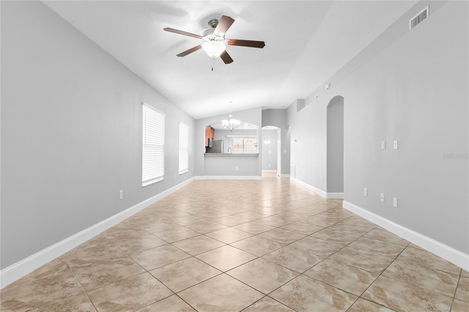 15407 Lost Creek Ln Property Photo 11