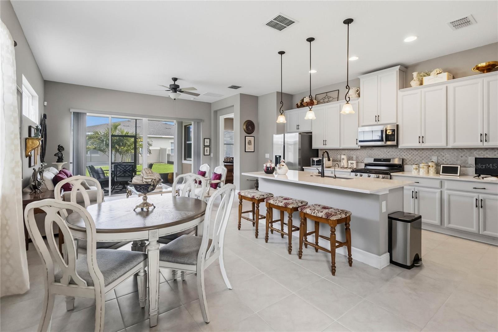 2344 Datura Loop Property Photo 8