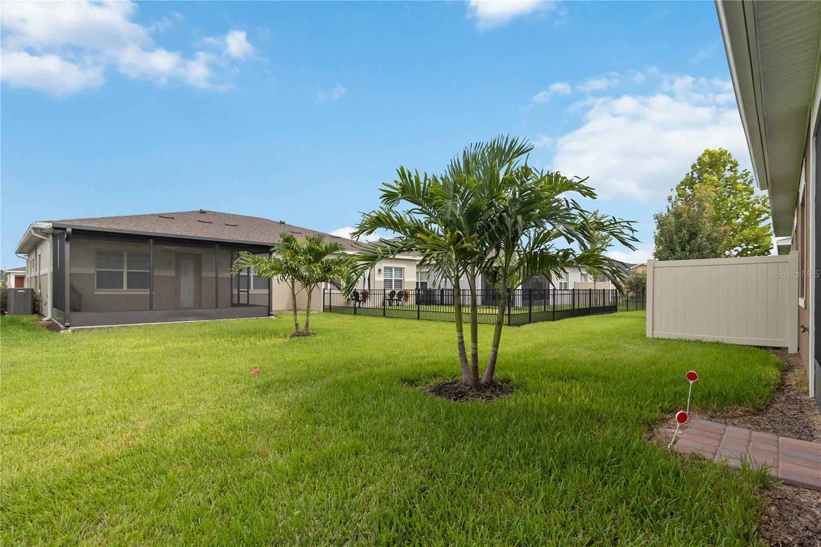 2344 Datura Loop Property Photo 39