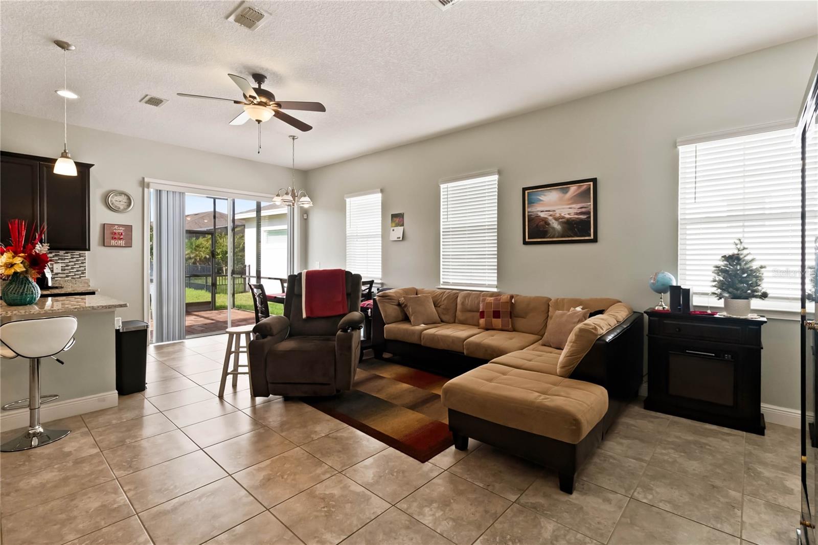 5006 E Fountainwood Dr Property Photo 10