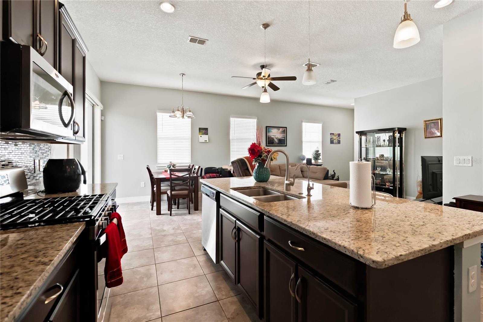 5006 E Fountainwood Dr Property Photo 18