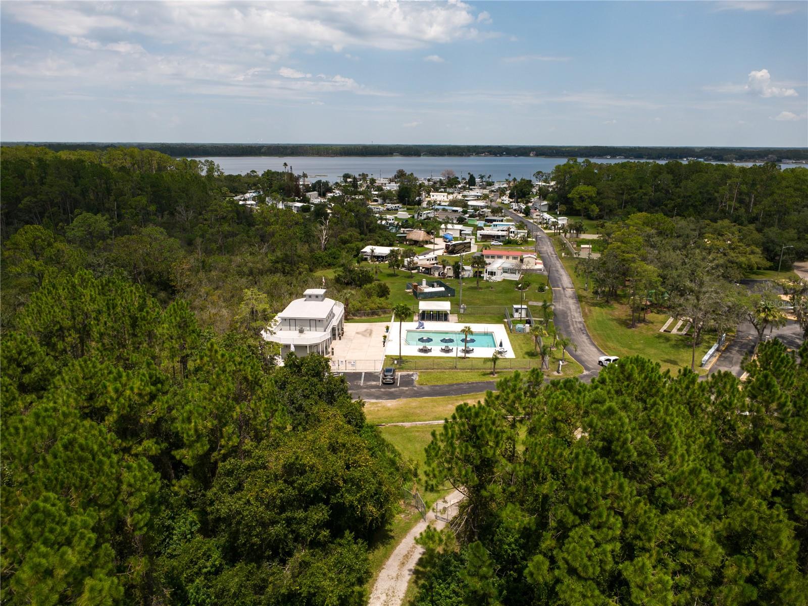 1359 Shipwreck Ln Property Photo 25