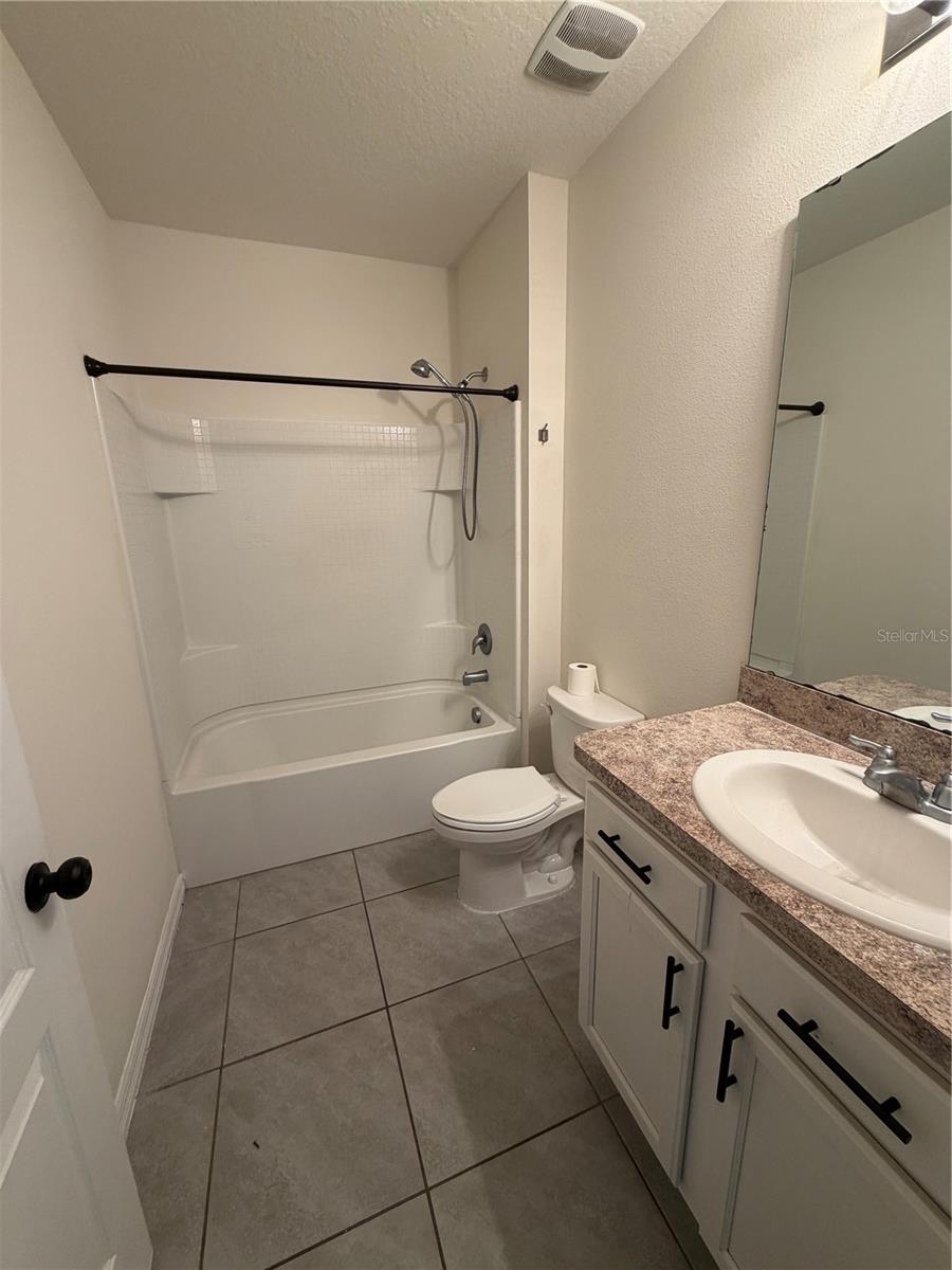 492 Honey Bell Rd Property Photo 5