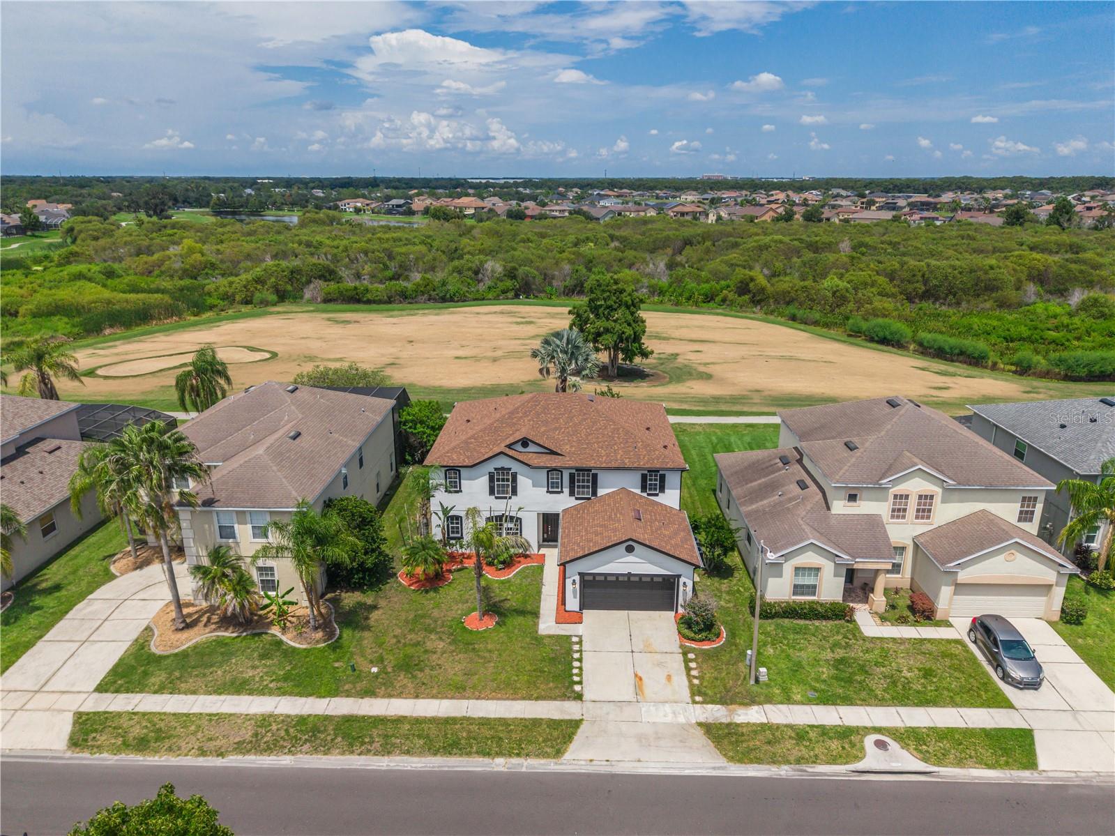 2321 The Oaks Blvd Property Photo 4