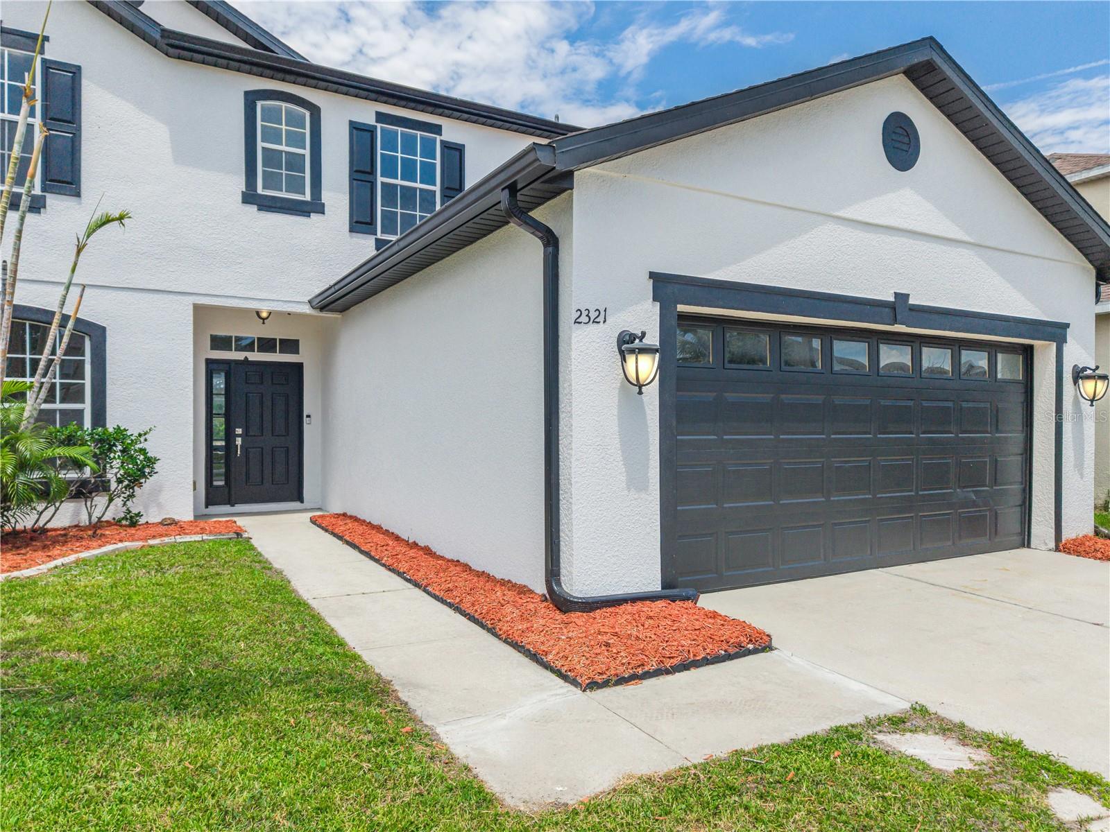 2321 The Oaks Blvd Property Photo 16