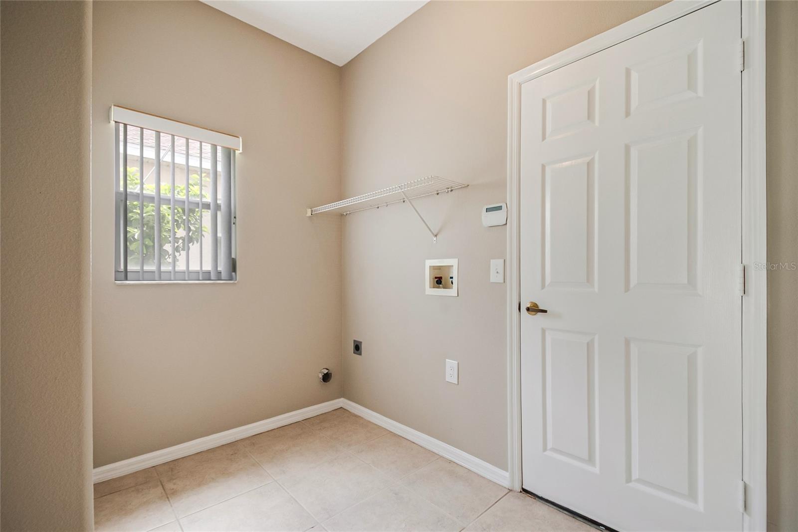 2321 The Oaks Blvd Property Photo 37