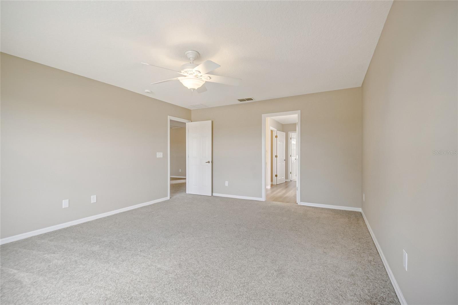 2321 The Oaks Blvd Property Photo 69