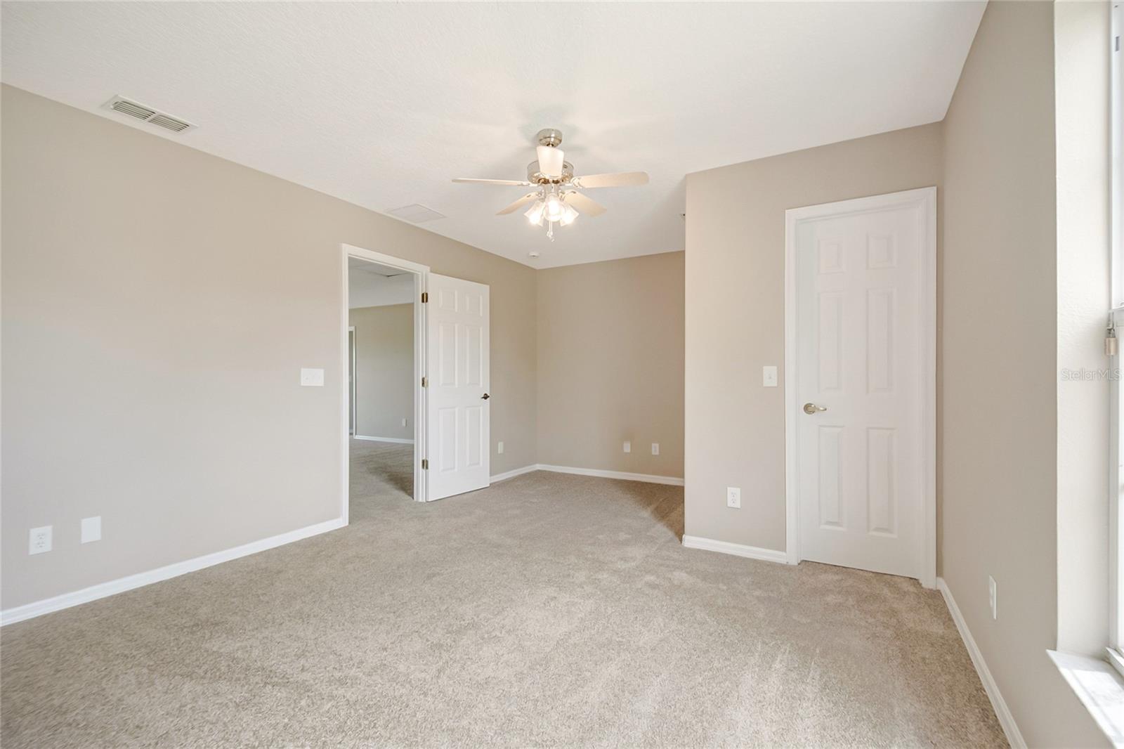 2321 The Oaks Blvd Property Photo 78