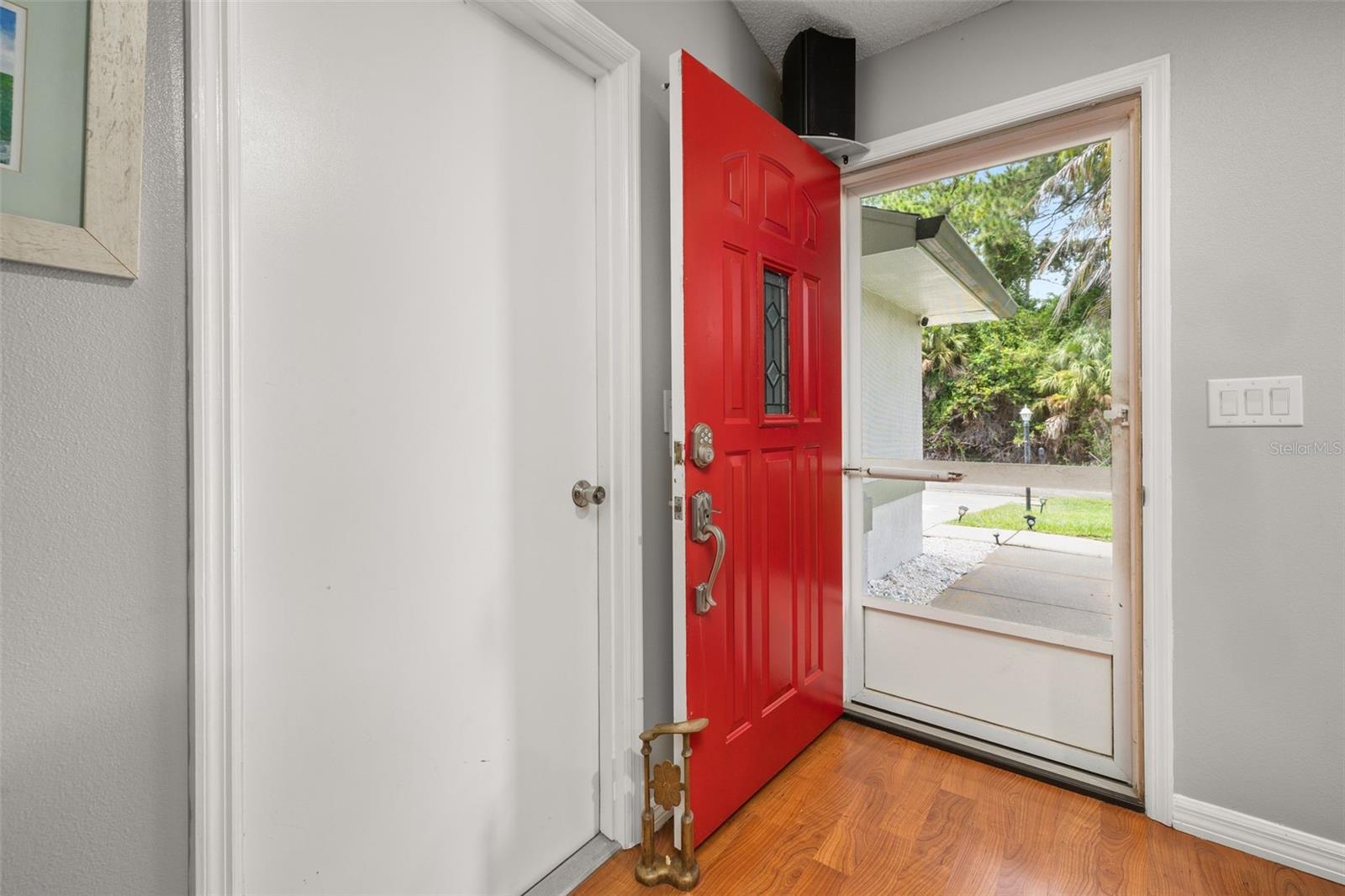 1299 Amador Ave Nw Property Photo 6