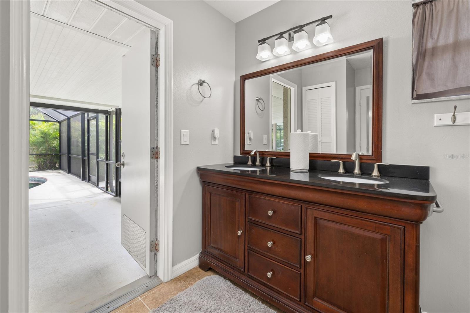 1299 Amador Ave Nw Property Photo 32
