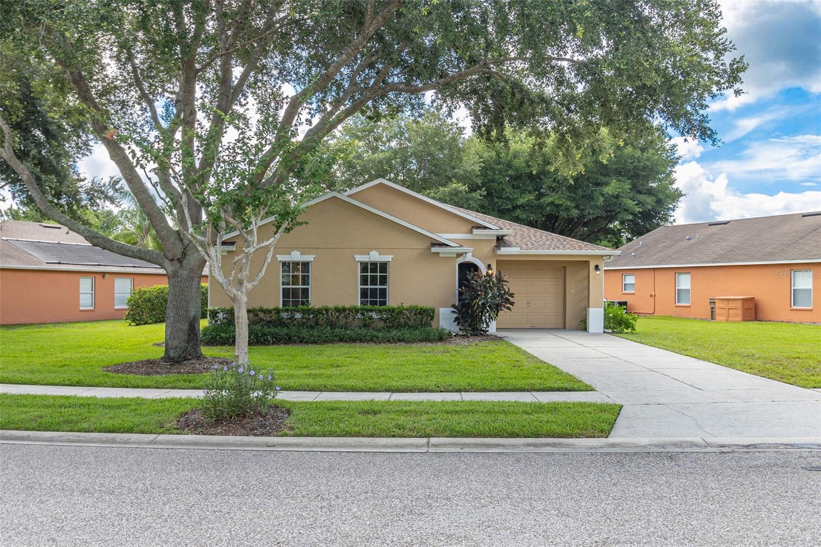 17506 Woodcrest Way Property Photo 6