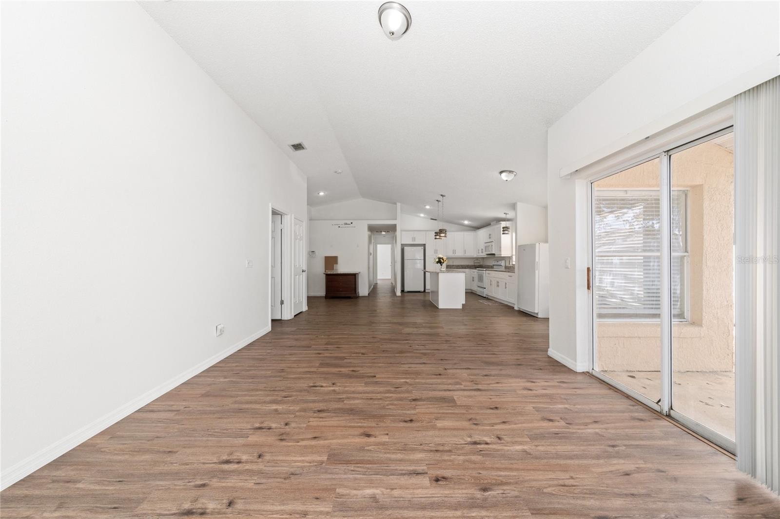 3267 Brewster Dr Property Photo 15