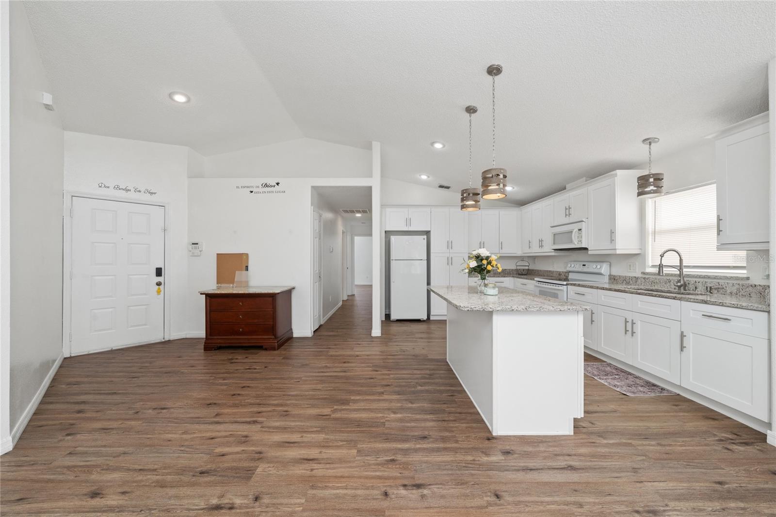 3267 Brewster Dr Property Photo 21