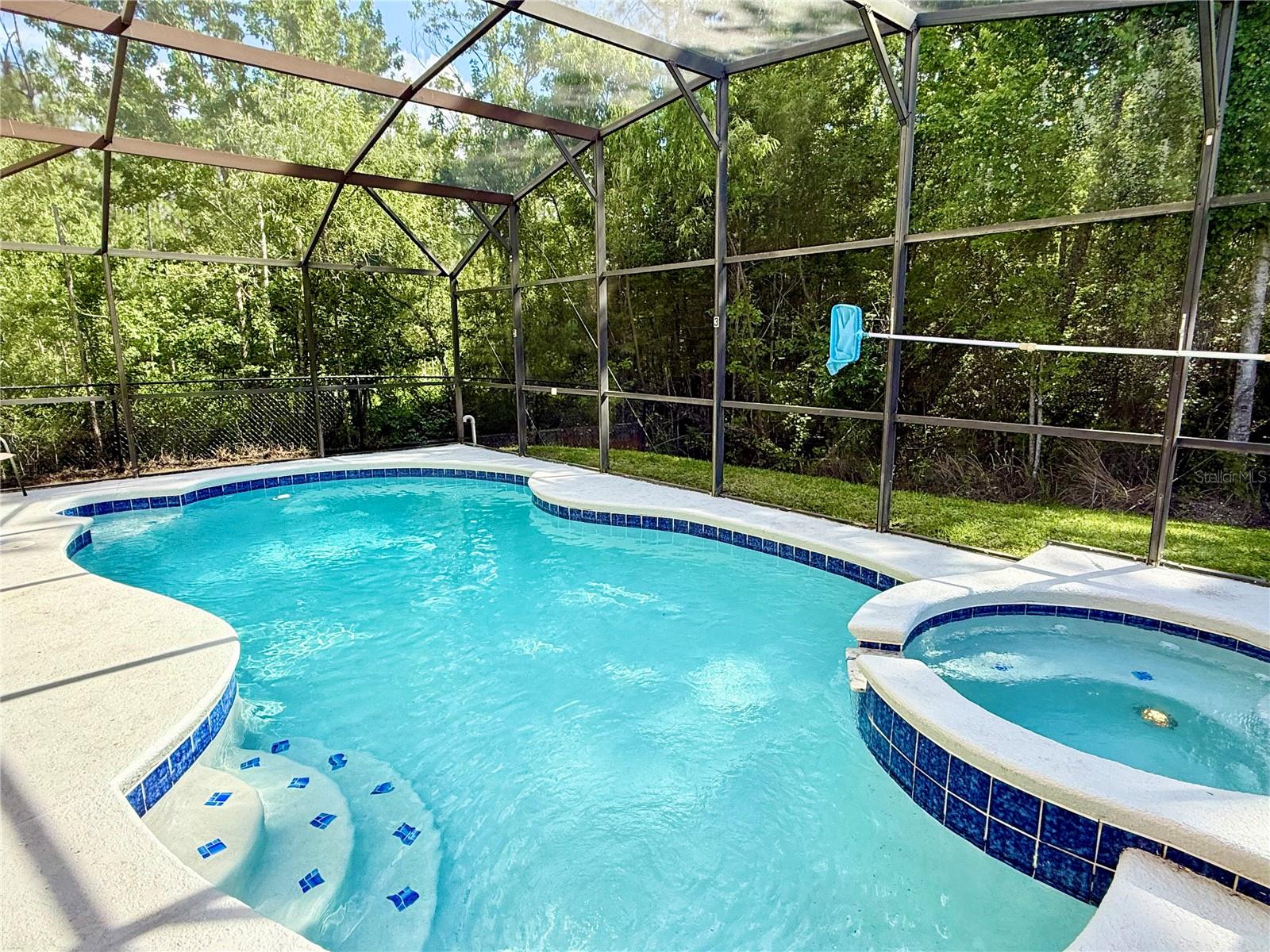 403 Sandy Ridge Dr Property Photo 2