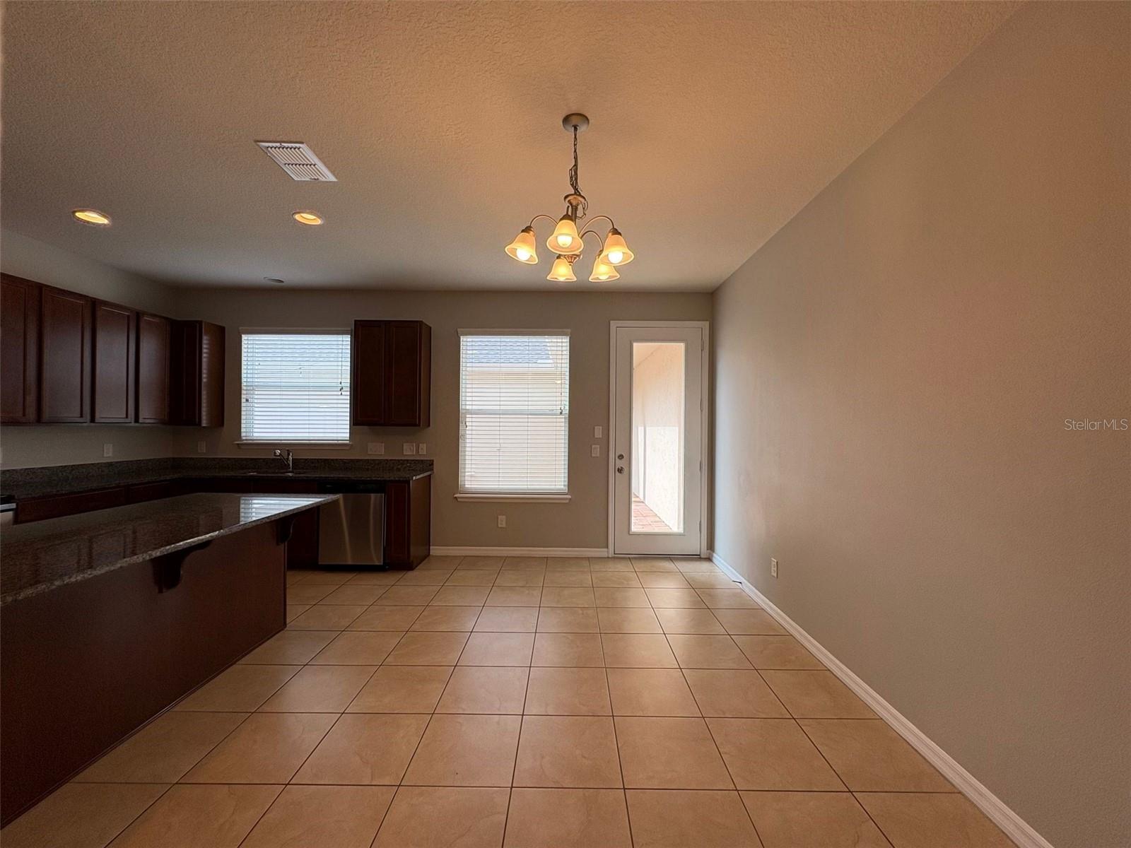 8332 Iron Mountain Trl Property Photo 7