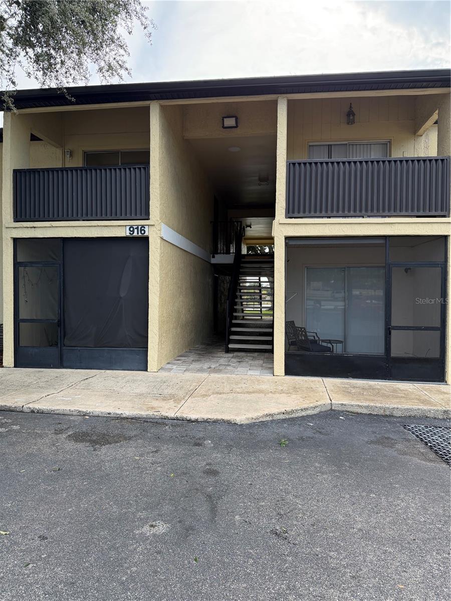 916 LAKE DESTINY RD #H Property Photo 1