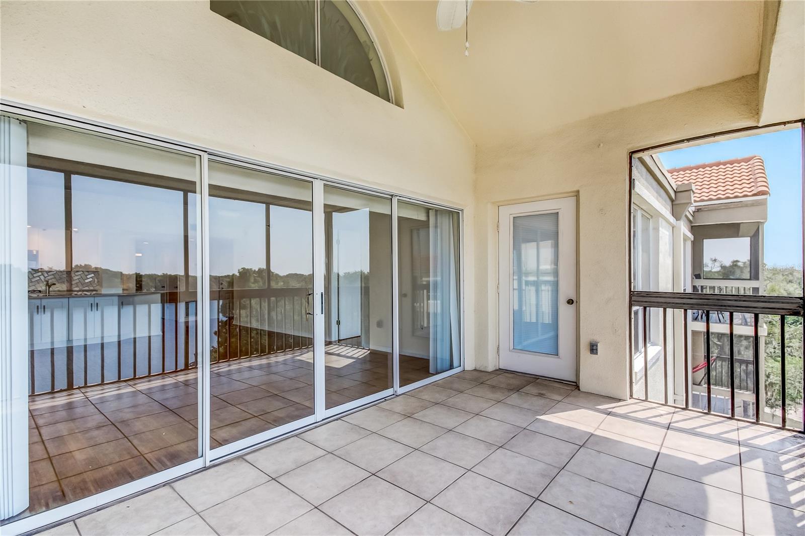 204 Quayside Cir #603 Property Photo 17