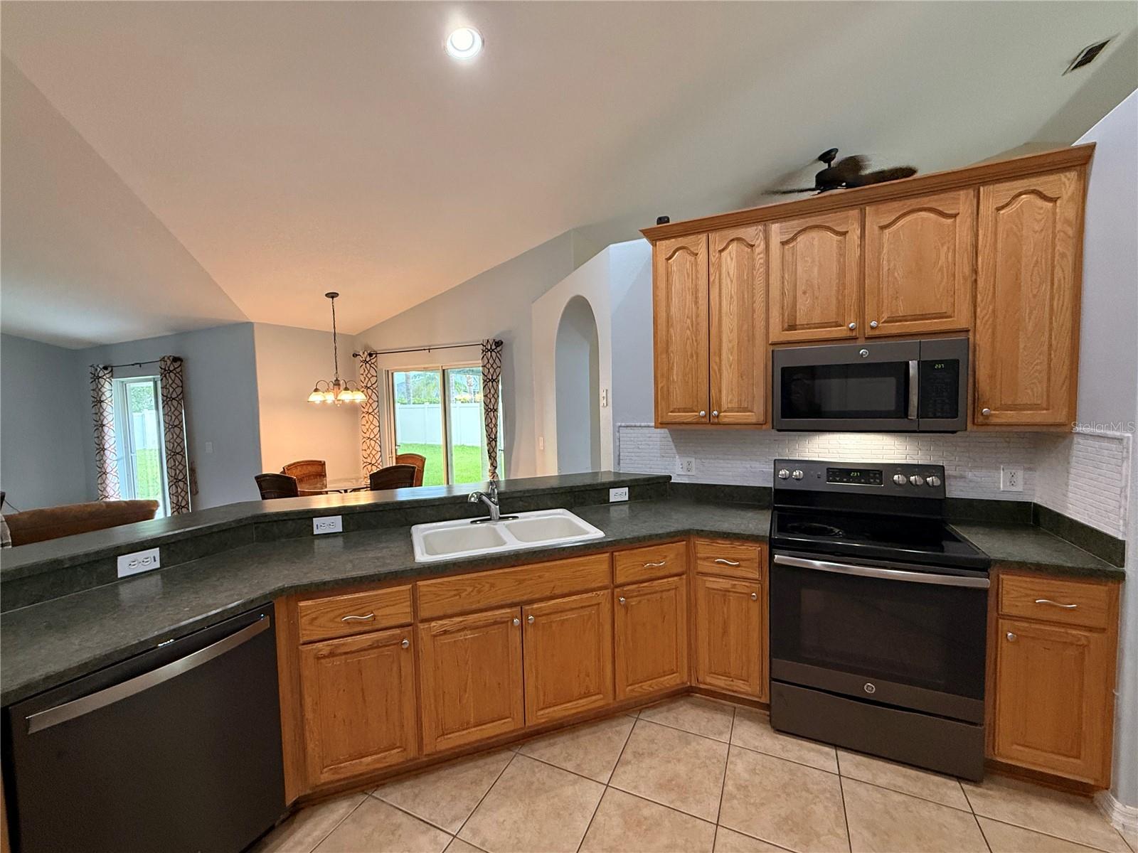 1000 Seneca Trl Property Photo 16