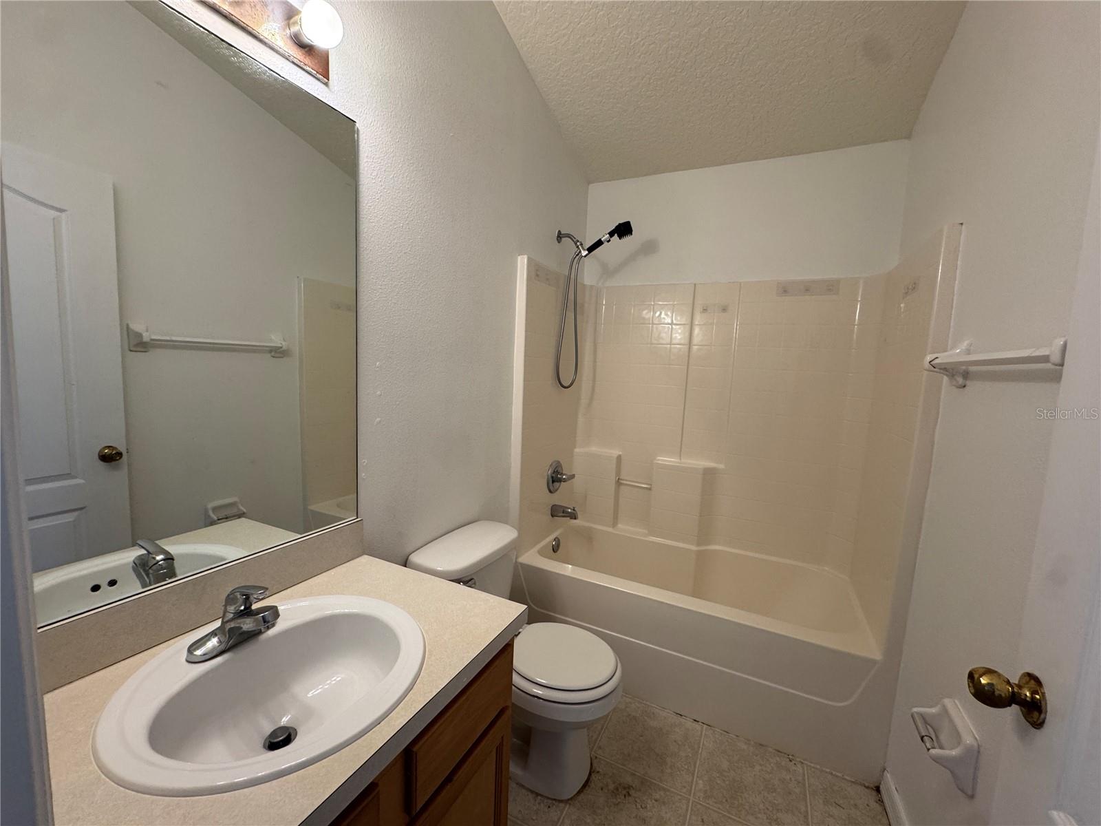 436 Danube Dr Property Photo 8