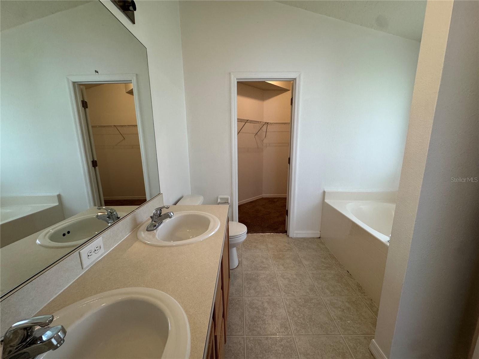 436 Danube Dr Property Photo 10