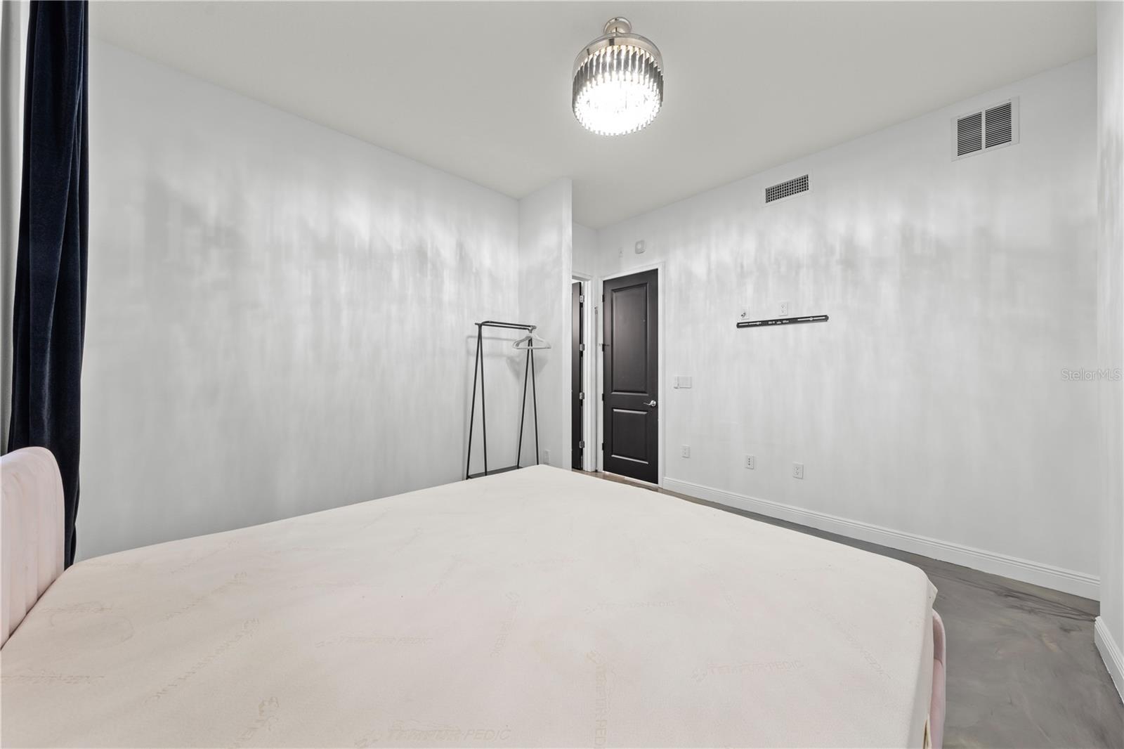 111 E Monument Ave #801 Property Photo 64