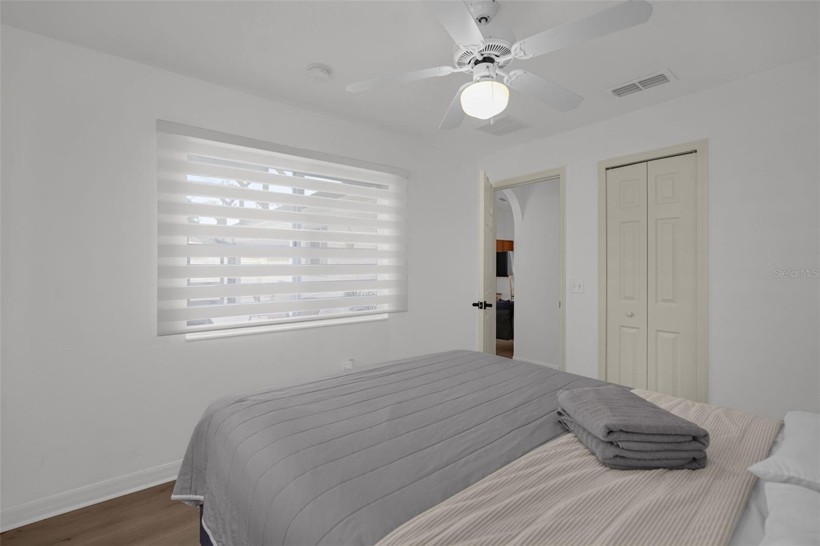 470 Paradise Woods Ct Property Photo 14